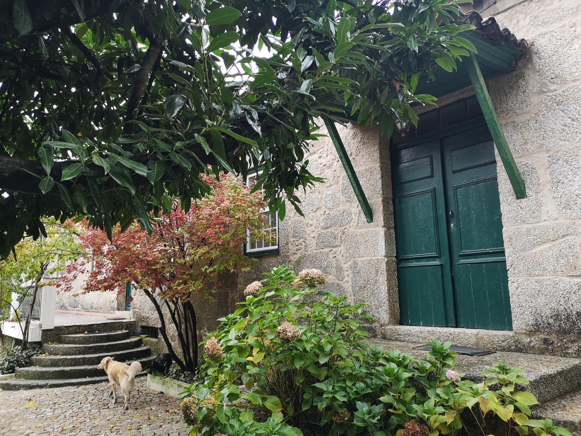 コビリャン Refugio De Calheirosヴィラ エクステリア 写真