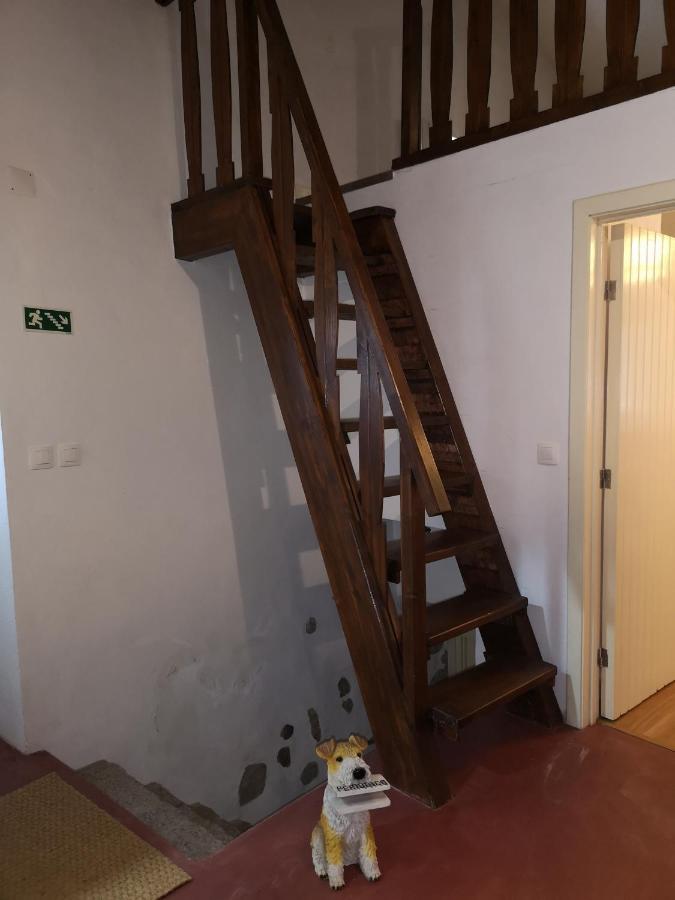 コビリャン Refugio De Calheirosヴィラ エクステリア 写真